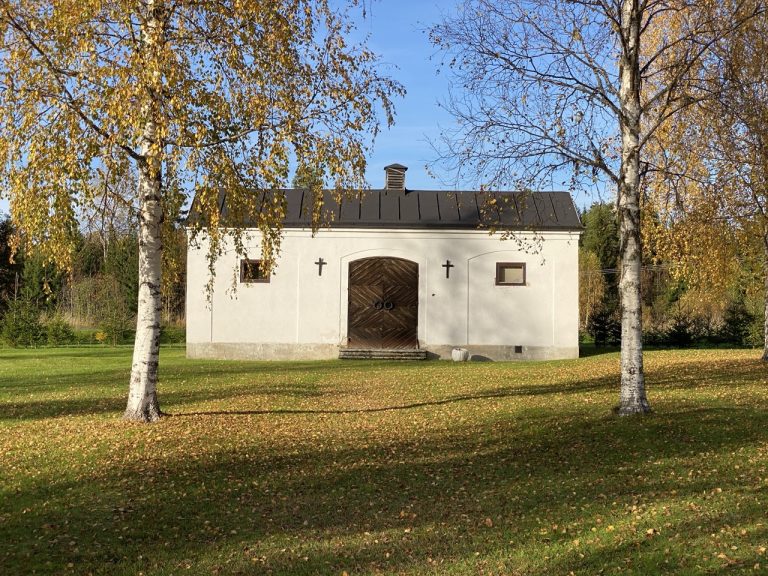 Fors Kyrka side view